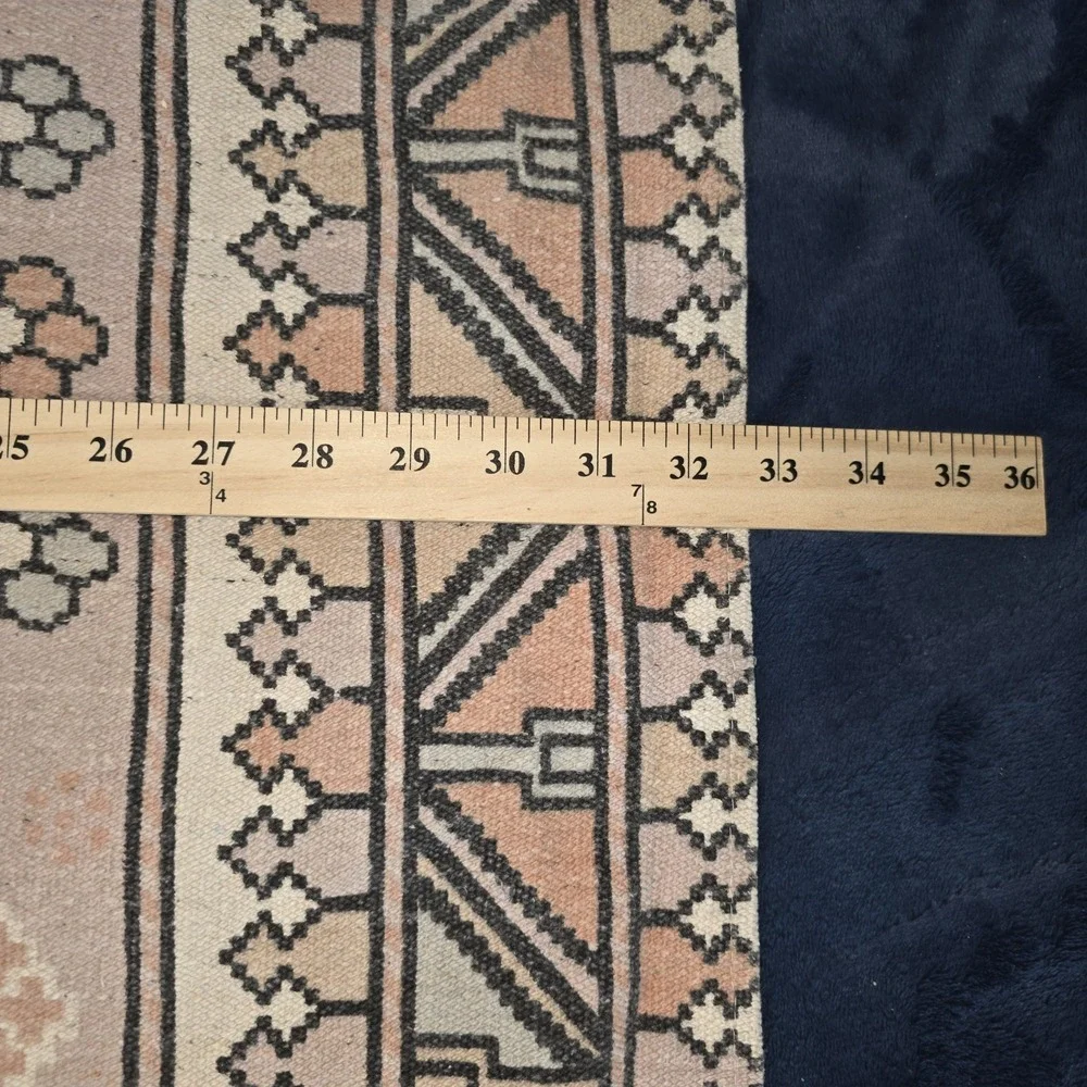 Vintage Area Rug 33